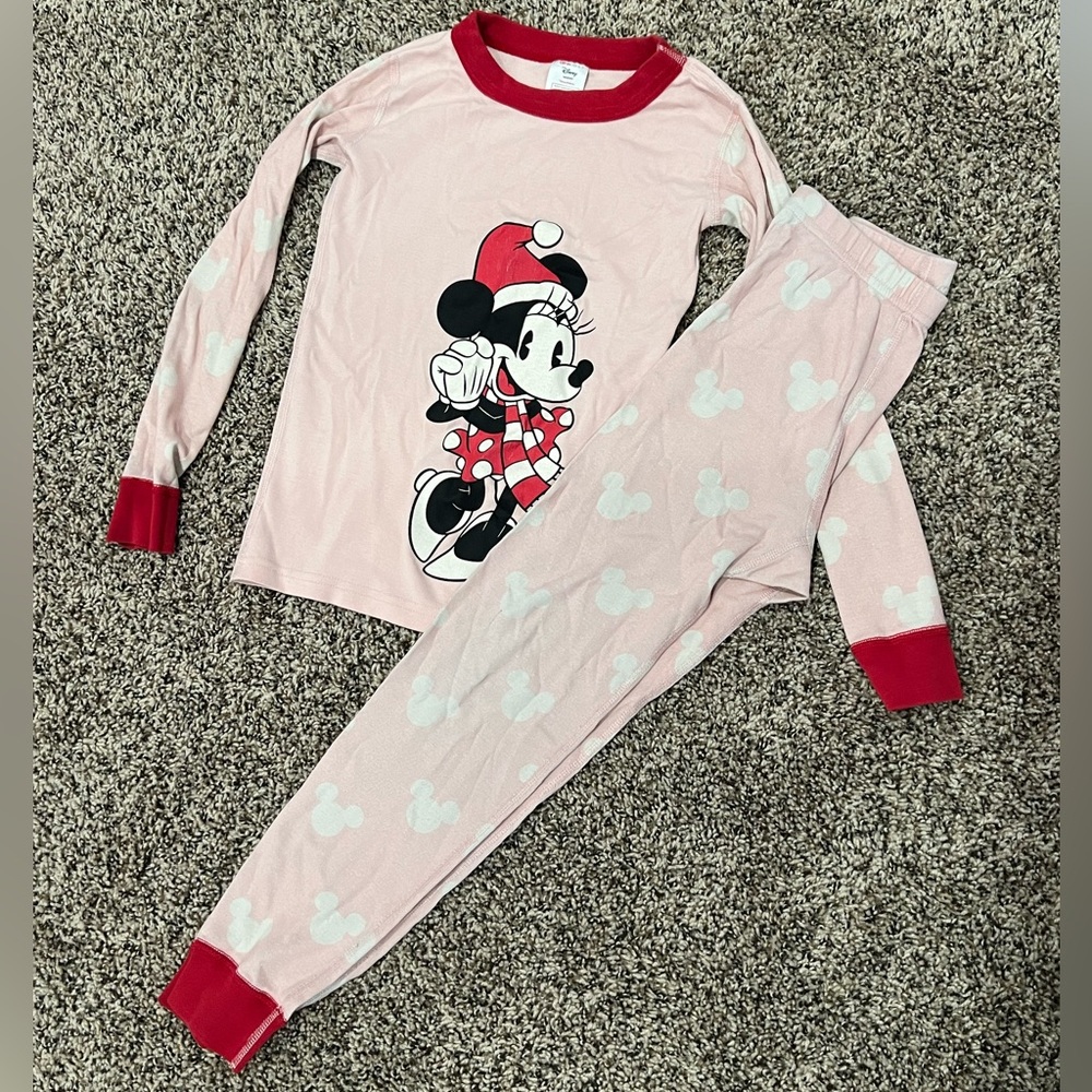 Hanna Andersson Minnie Christmas pajamas size 6-7